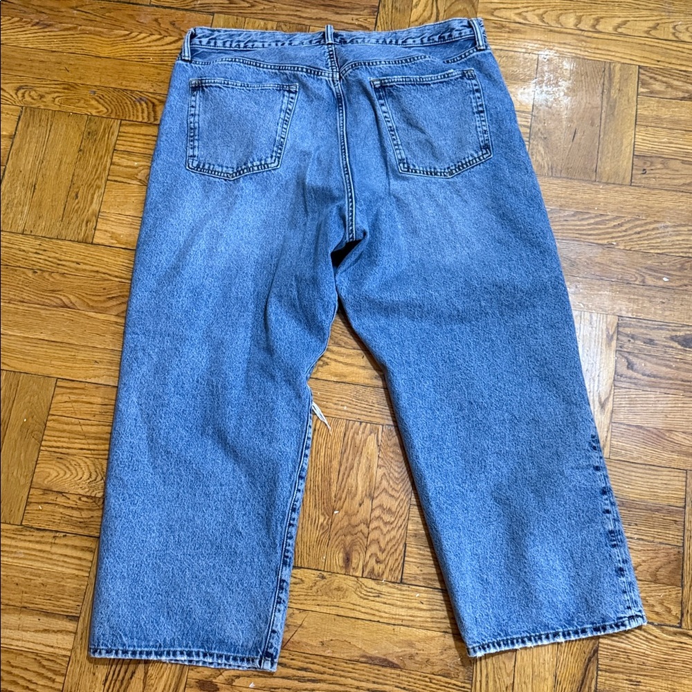 GAP 90’s Loose Jeans - Picture 9 of 9